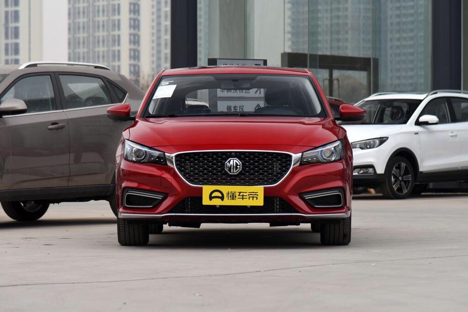 名爵6-个人不太懂车，请求大佬们帮忙看一下这车怎么样？