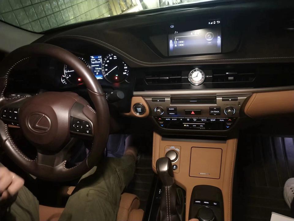 雷克萨斯es-这是雷克萨斯的哪一款车