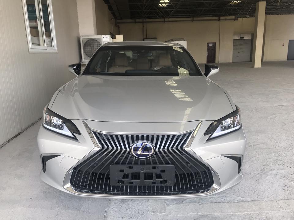 雷克萨斯es-下个月提车，加1万，ES300H，想加个360全景，4S店要5000，贵不贵啊