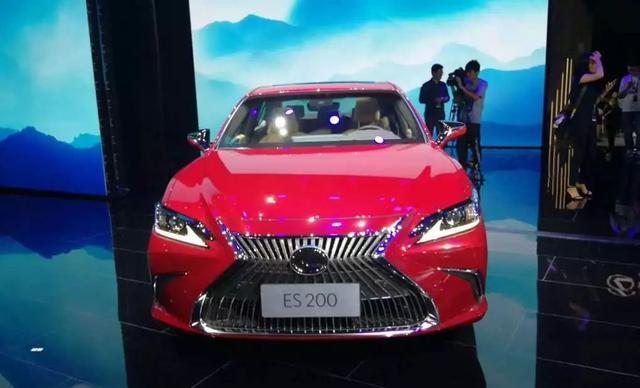 雷克萨斯es200卓越版自动启停怎样，好用么？顿挫感严重么？