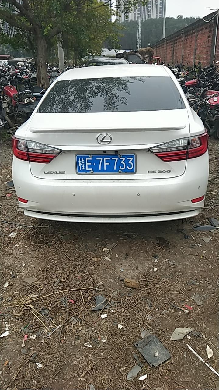 雷克萨斯es-轮胎没事！这车大概要多少钱修好？