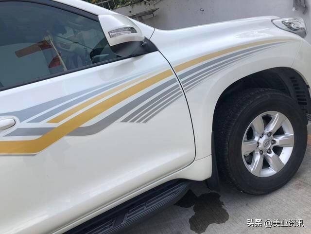 才开3万多公里，普拉多才购买两年多的车，车漆薄如保鲜膜，三年不到的家用车就变成了许多黑花点，貌是自然生锈了，好歹也是四五十万的车呐，大家帮我看看这是什么回事呢？每次洗车都一肚子气