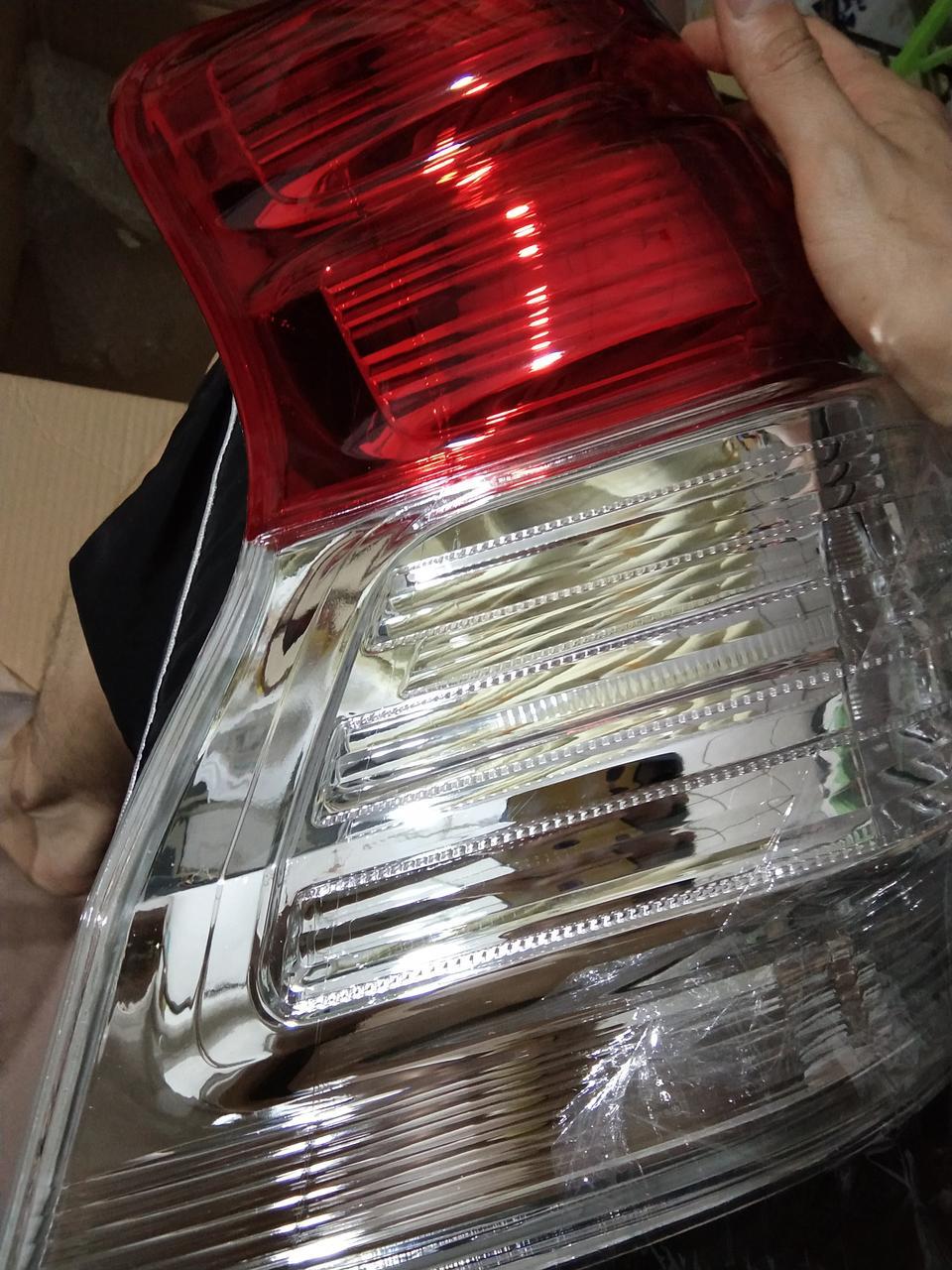 普拉多-懂车帝的车友 自己有配件 霸道2700主驾驶室后刹车灯 去维修店更换灯 一般工时费多少？只是更换灯而已 不难