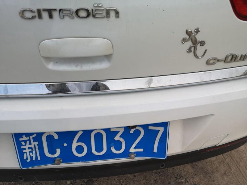 普拉多-贴个璧虎真能避邪吗？