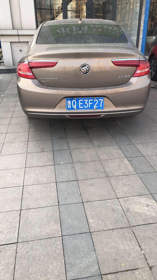 君越-大家看看这是什么车
