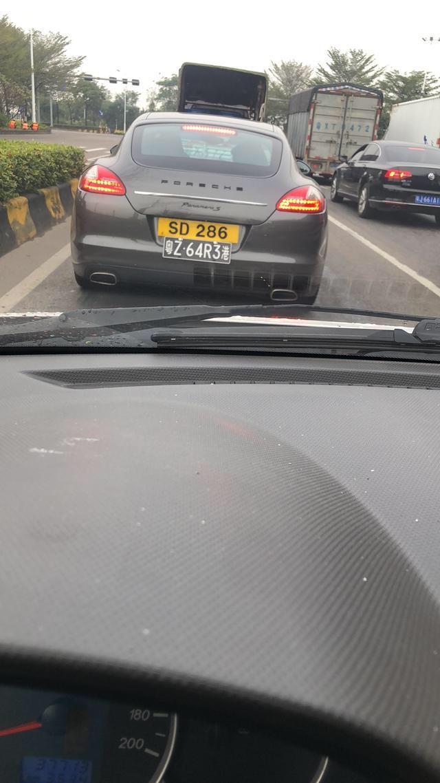 panamera-大家看看这是什么车价值多少钱？