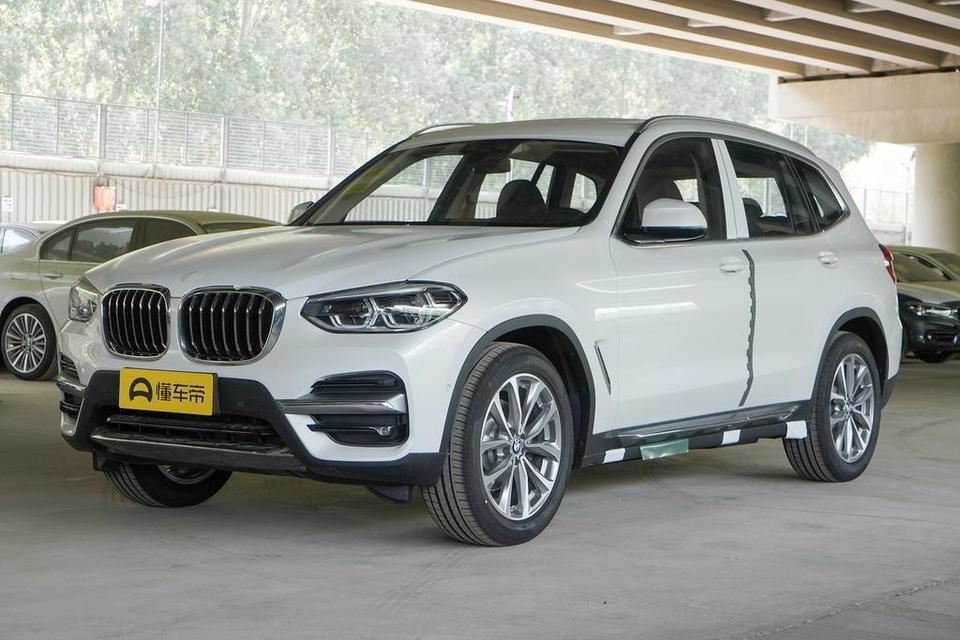 宝马X3 2019款 xDrive25iM运动套装 和 奥迪Q5L 2018款 40 TSFI 荣享时尚型    那个好，各位老司机给个建议