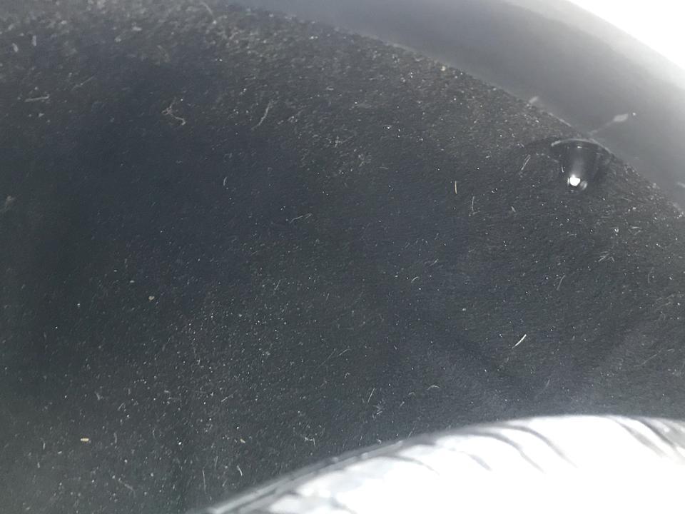马自达cx-4-问下你们车后轮胎那一块也是这样的吗？前面没有塑料 后边有塑料
