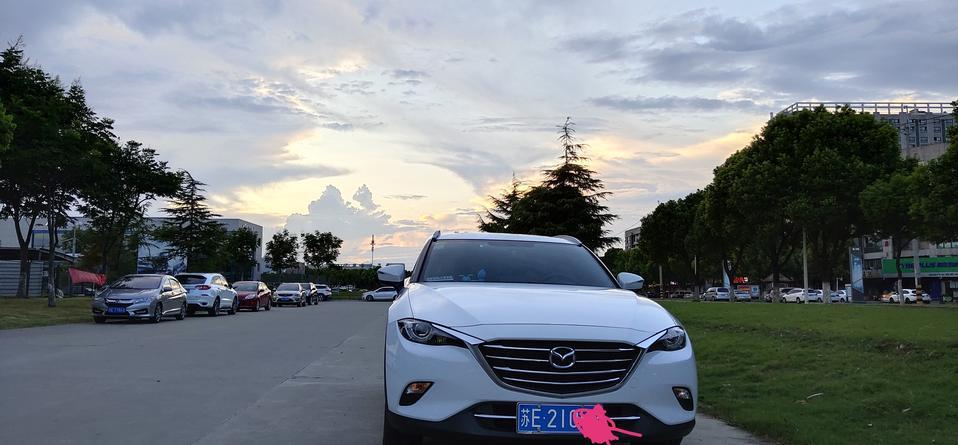马自达cx-4-我是cx4车主，启动车子的时候P挂R挡有卡顿。而且声音还特别大。有时候换挡非常费力。去4S店找不到原因。4000公里之前换挡很轻松的。现在才开5000多公里。搞得我都想退货了。