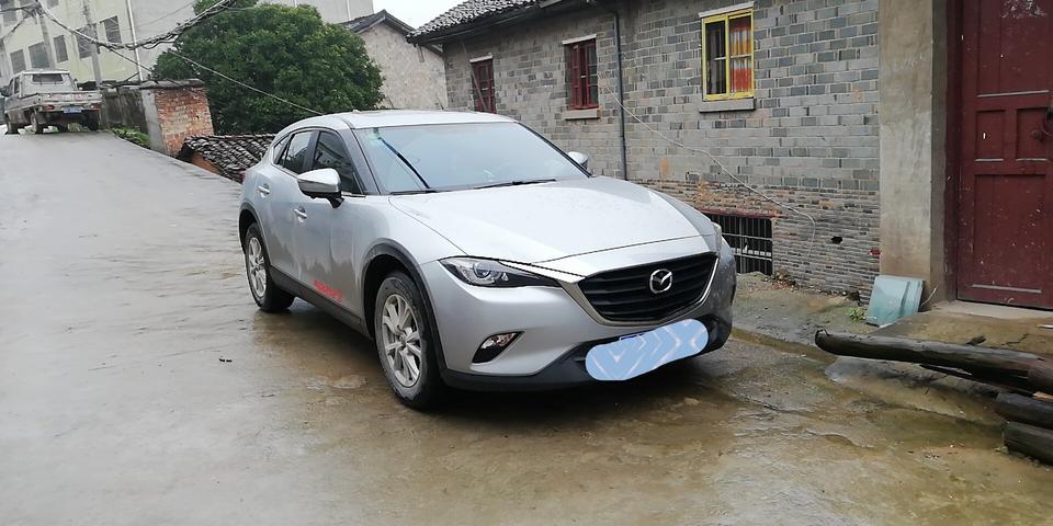 马自达cx-4-我想问问各位老铁，CX--4蓝天活力版音响需怎么改才好，原车音响确实太差了。谢谢老铁。