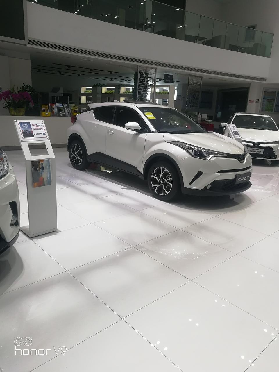 丰田c-hr-昨天在武汉订的领先天窗版裸车价14.18万，落地16.68万有没有买贵呀，关健还是国五（送原厂360全景、皮坐椅