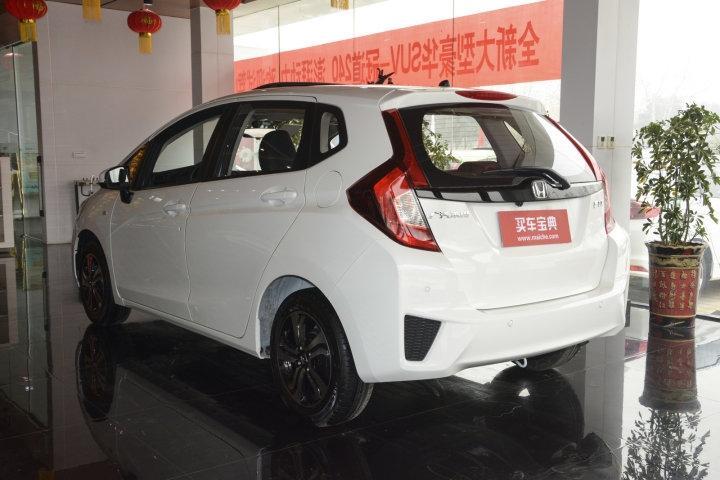 2018款飞度舒适天窗版，钥匙是不是折叠的，如果不是可以改成折叠的吗？