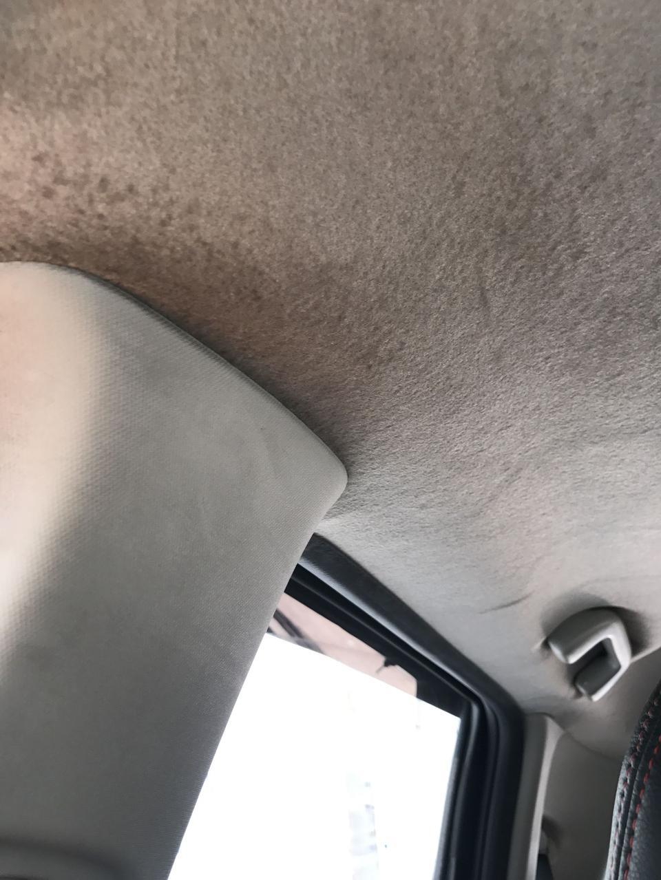 飞度-这段时间发现   三飞主驾驶室b柱有水渗透出来！有同样问题的人吗？