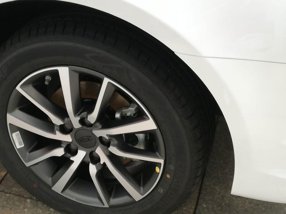 帝豪-本人马上要提新车，比如车身验收，还有车子所有资料方面。不知道要注意那些问题？在此谢谢各位大师请教