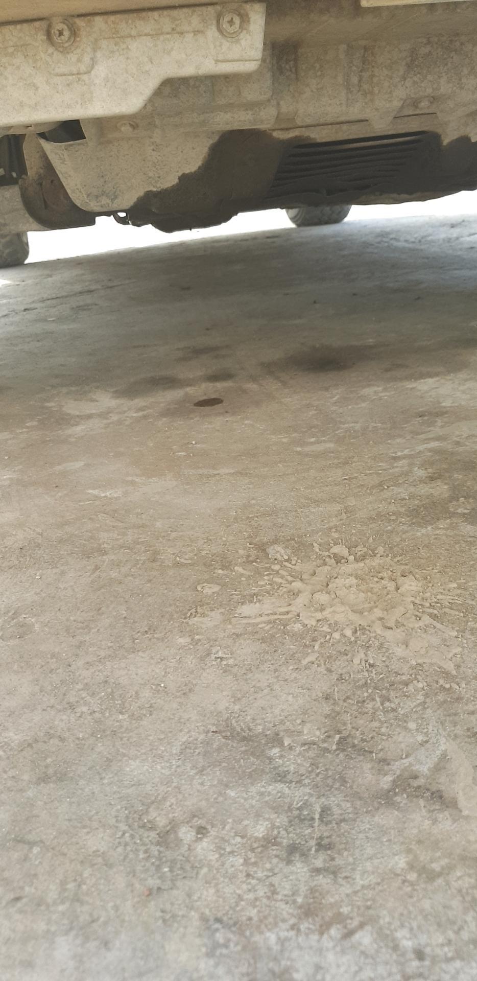 哈弗h9-17款柴油版，车龄一年，目前37800公里，高压油泵已经更换两次了，这次更换仅2800公里又开始漏柴油了，什么原因？