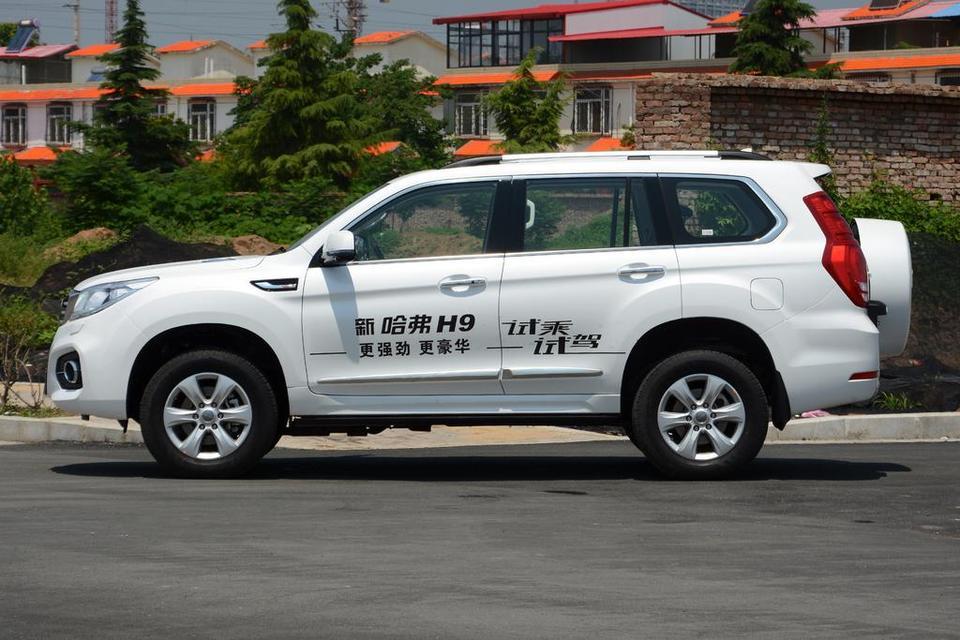 哈弗h9-2017款2.0T汽油四驱尊贵型7座，在市区百公里多少个油，平均一公里多少钱油