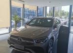 奔驰glc-2020glc260豪华怎么用中控屏看视频