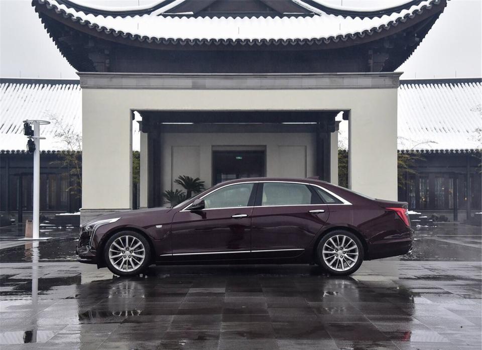 凯迪拉克CT6时尚型可以加装座椅通风吗？如果可以大概加装费用会是多少？因南方天气有时候座椅热的发烫很不舒服。