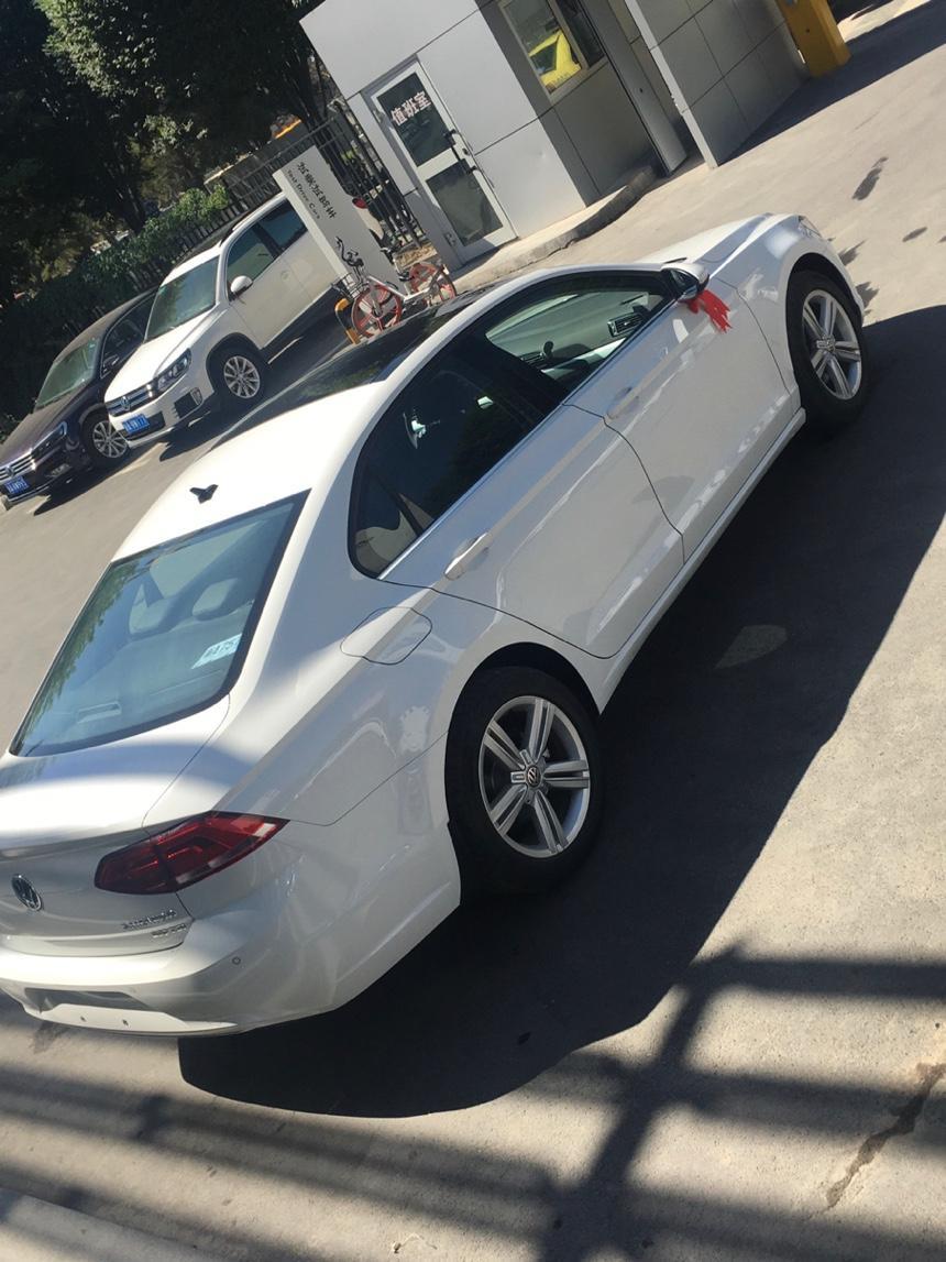 凌渡-17年的车，17年7月提的车，变速箱异响，新车2个月就有了，至今为止，换了一次变速箱离合器，现在还有有异响，问问大家，你们的车变速箱有异响吗？