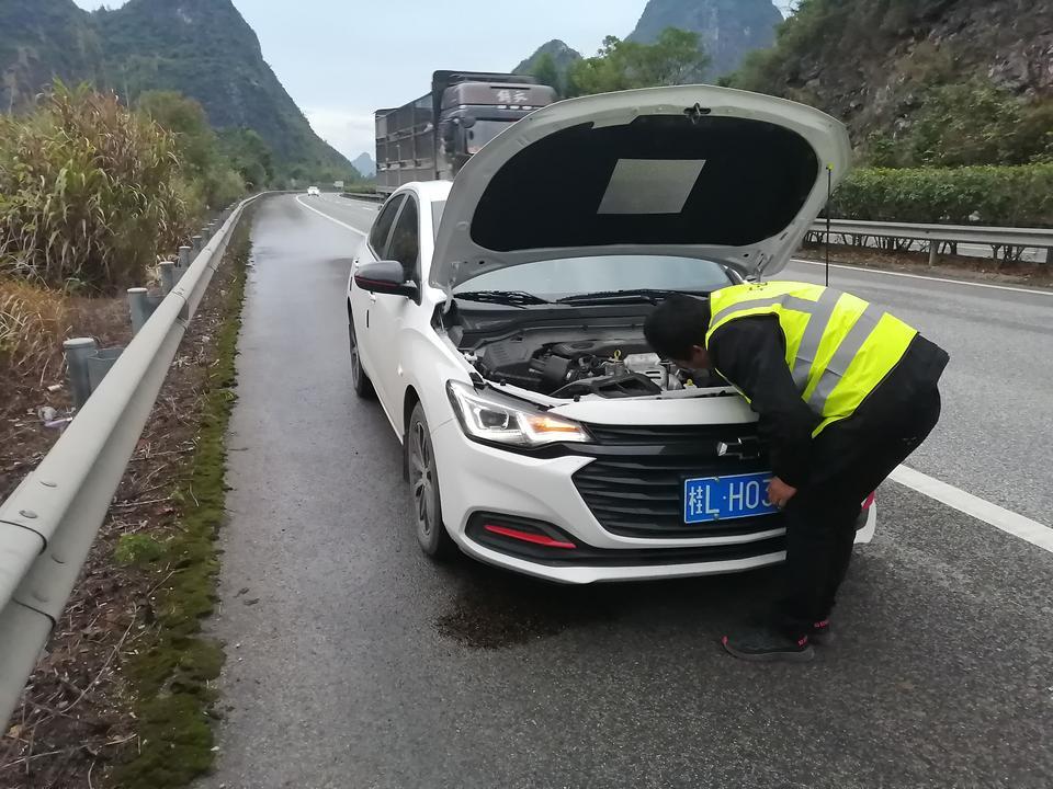 科鲁泽-问一下各位车友，新车刚提三个多月，发动机爆缸了，怎么办了？