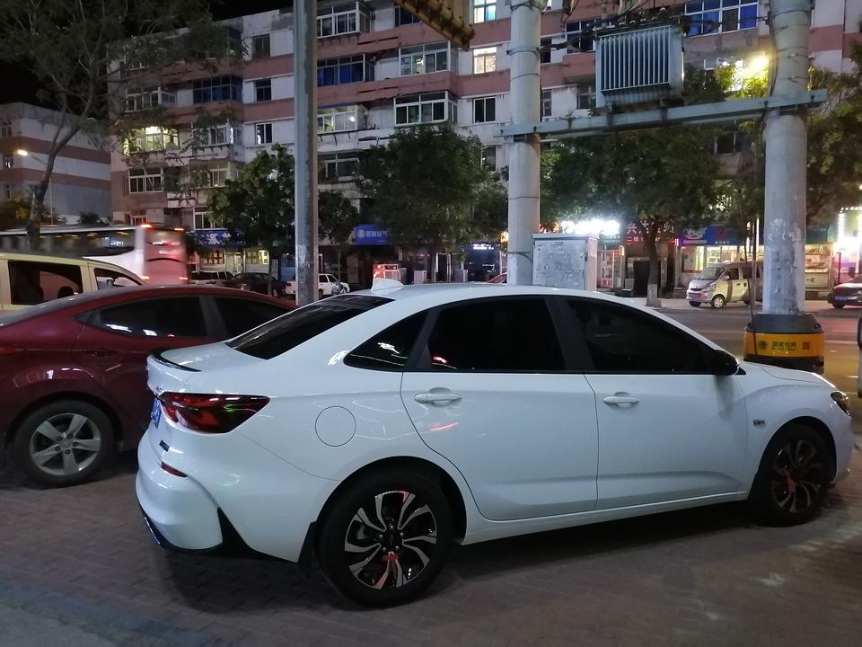科鲁泽-各位老哥们，我开了五百多公里 将近11个油正常吗？在市区开的 过了首保会不会降一些？