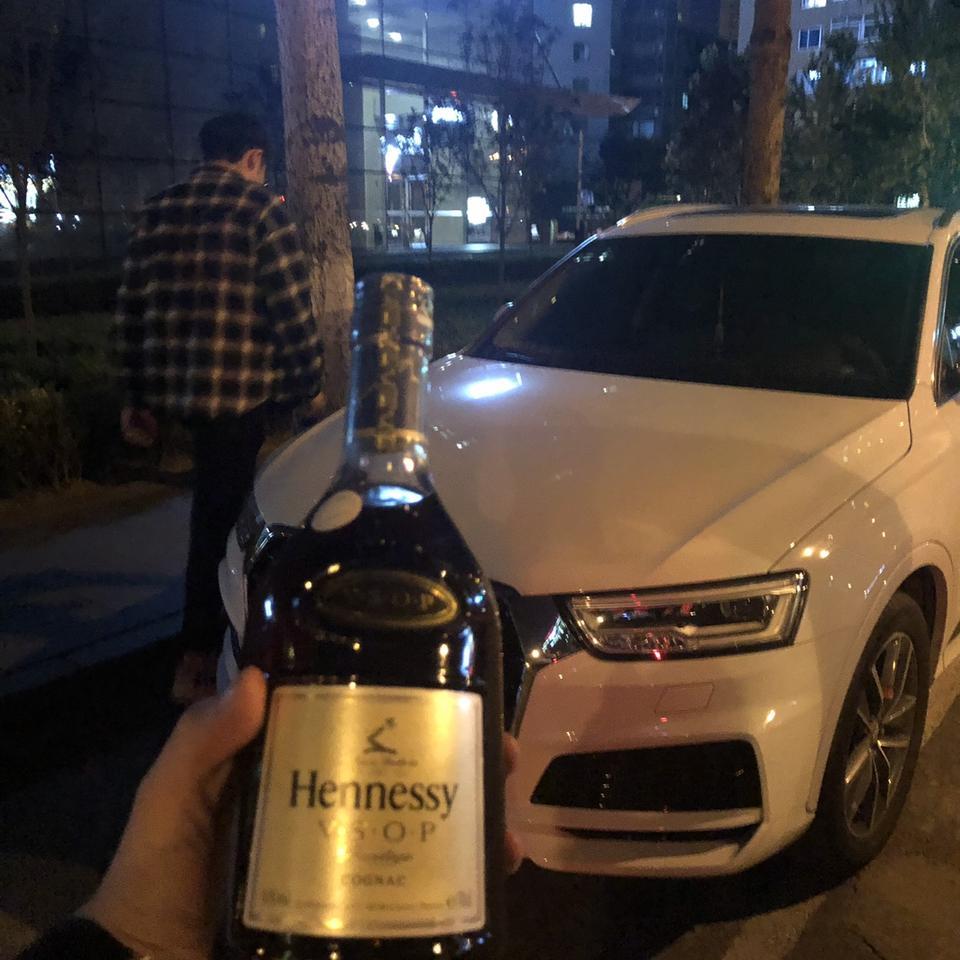 18 奥迪q3 40tfsi 运动版 求改装方案 
液晶仪表能改的吗 ？？