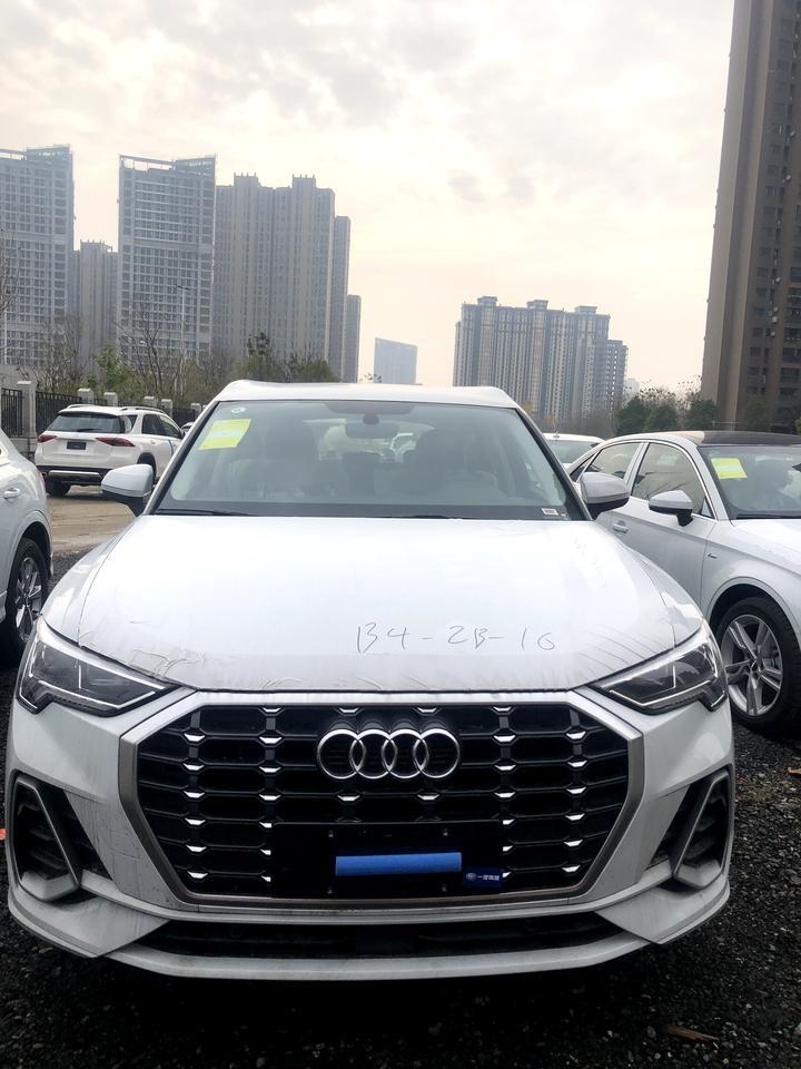 全款奥迪Q3，车辆合格证抵押在银行，一直提不了车，该怎么办