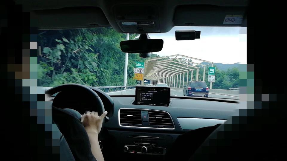 奥迪q3-请问这款是什么车，跪求各位老铁