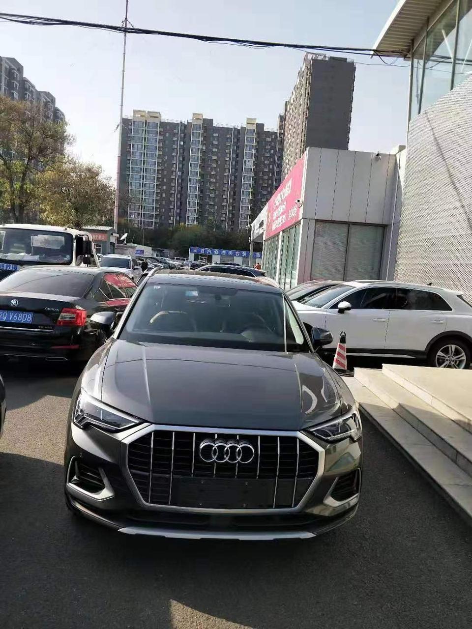 奥迪q3-新手一枚，请问生产日期看哪
