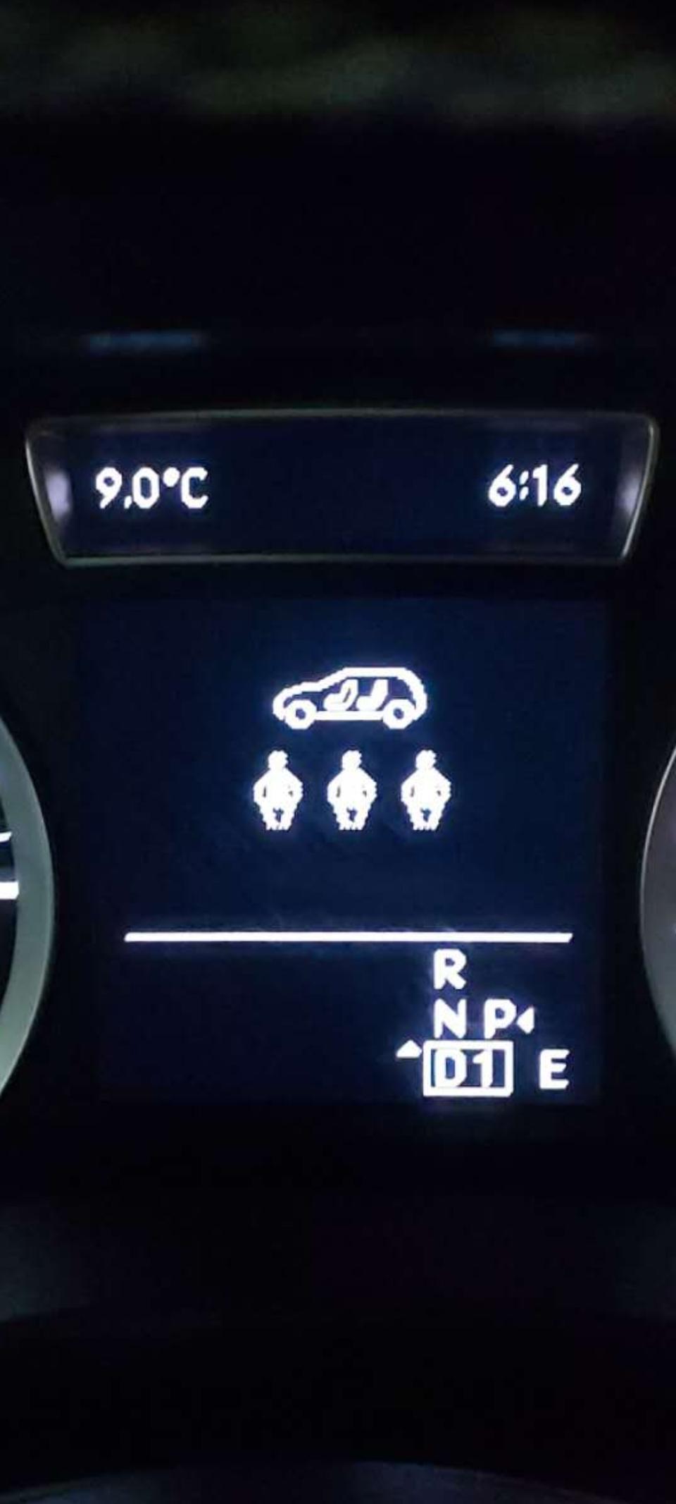 英菲尼迪qx30-这个标志是什么意思？