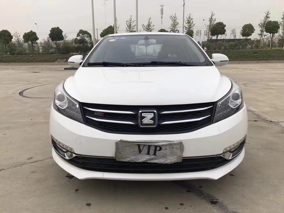 众泰t700-白色怎么样？有没有喜欢的小哥哥小姐姐
