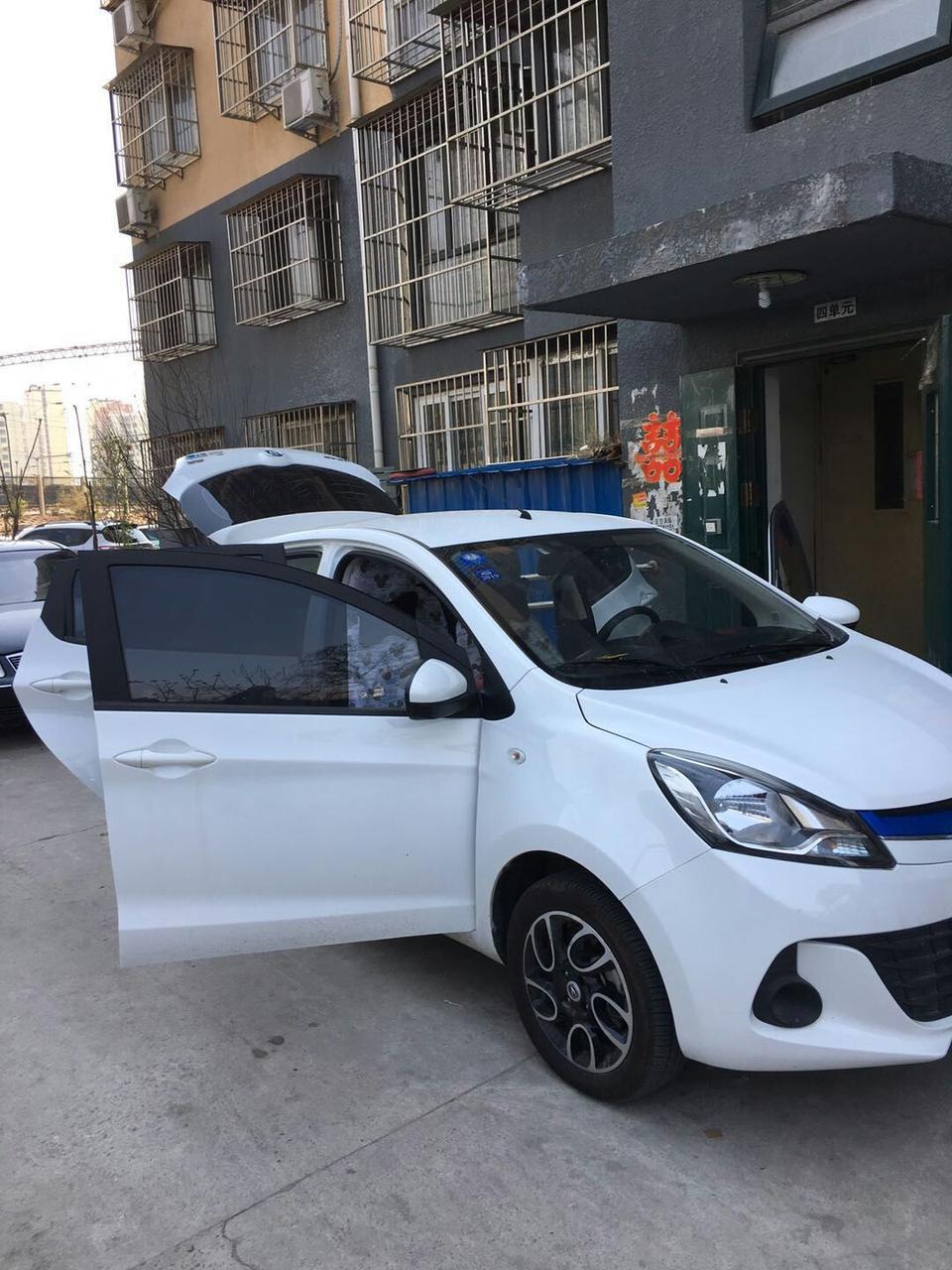 奔奔ev-奔奔车辆的雨刷器是无骨雨刷吗，质量怎么样？