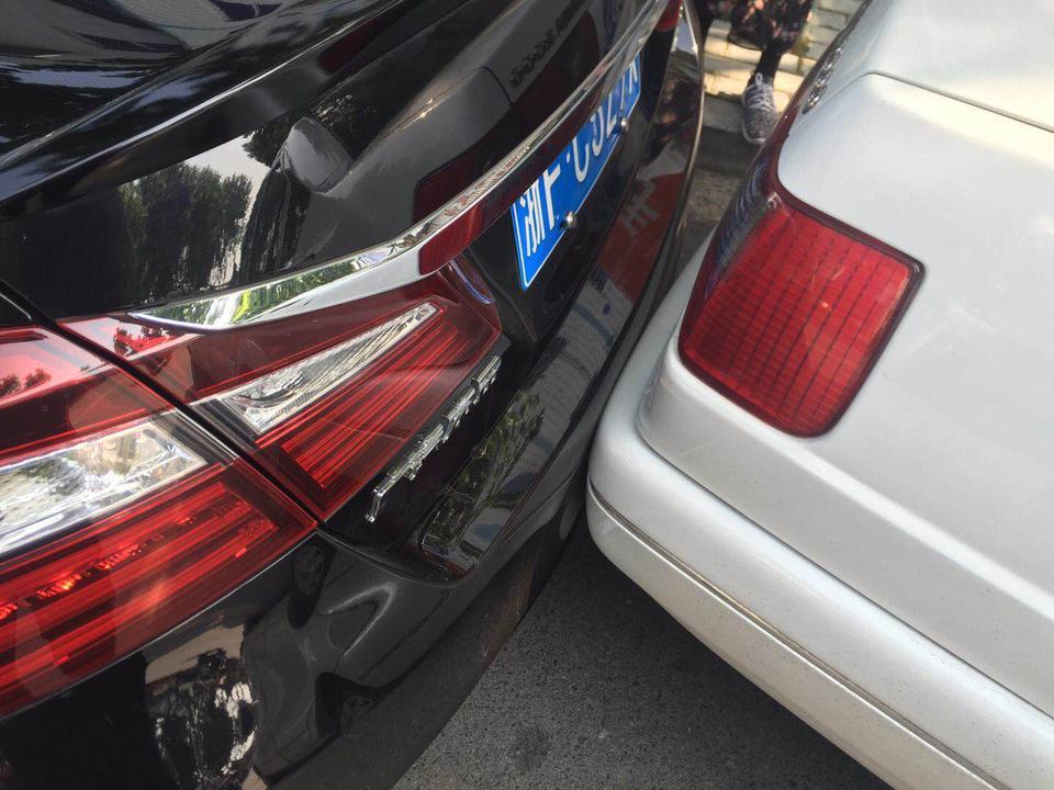 雅阁被怼了，修一下多少钱