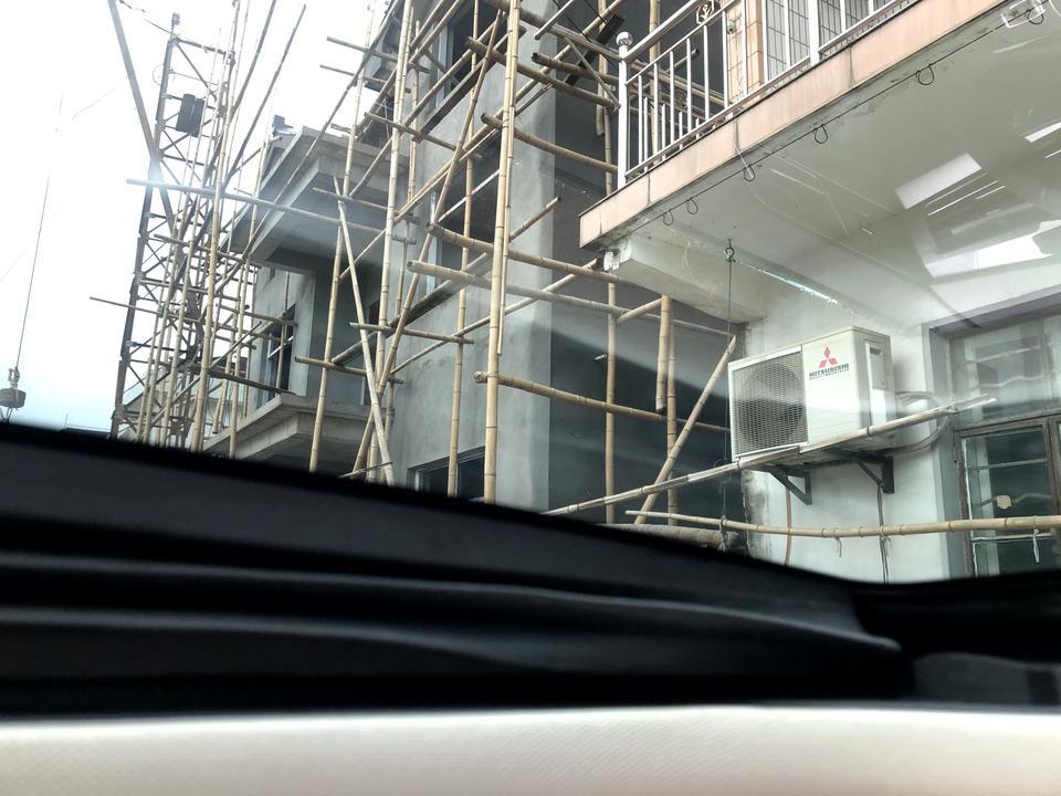朗逸Plus天窗橡胶变形摩擦遮阳板怎么弄