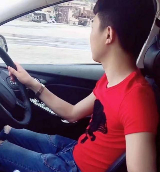 卡罗拉-这车空间不错吧