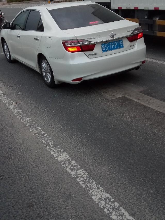 凯美瑞-大家看看这是什么车 
 2018年05月11日17:57:18
