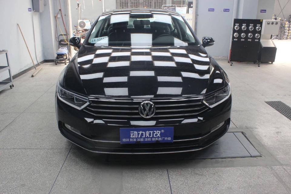 迈腾-这样昏暗的车灯，你敢开上路吗？