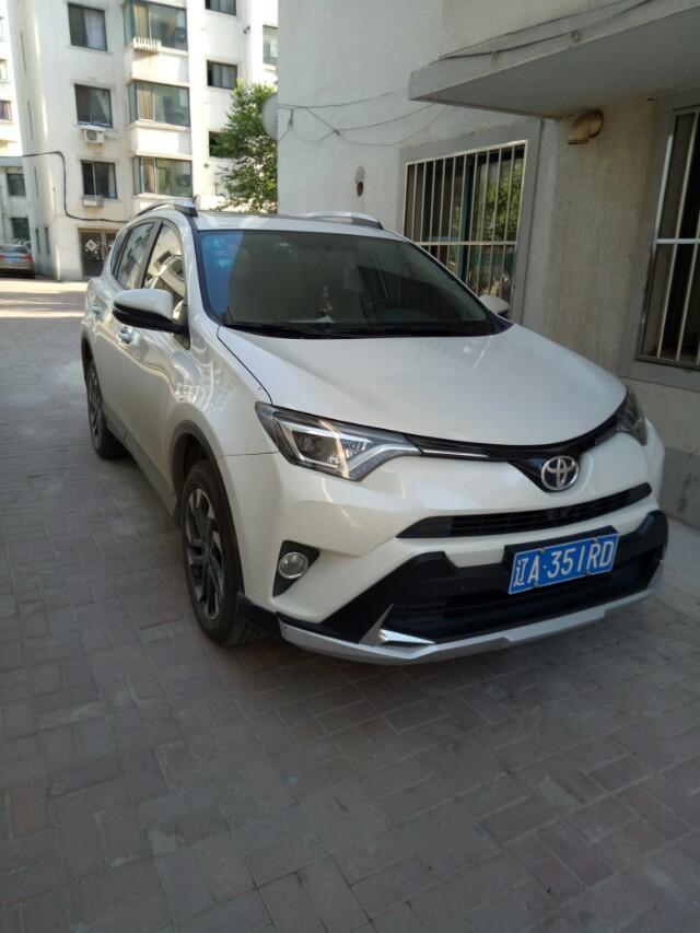 rav4荣放-丰田RAV4车在高速上行驶，车内噪音大吗？