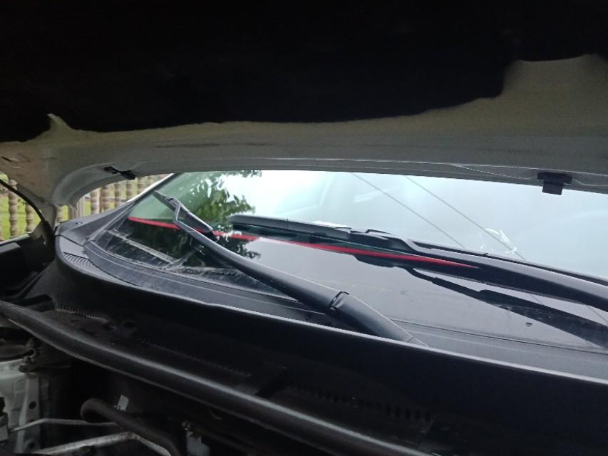 rav4荣放-大家看看，这个水口在盖里面喷不找玻璃，能看一下嘛