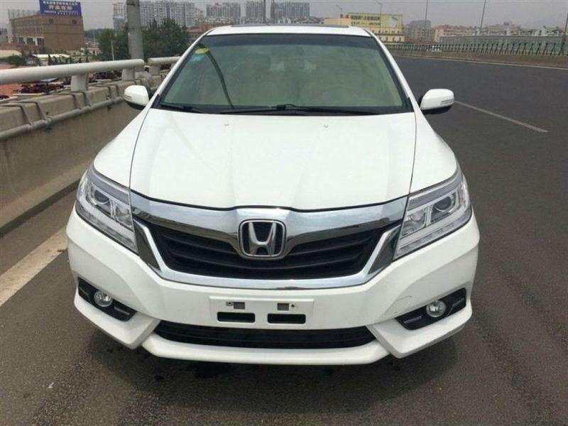 凌派手动档都有哪些颜色？？？是不是什么颜色都有？？