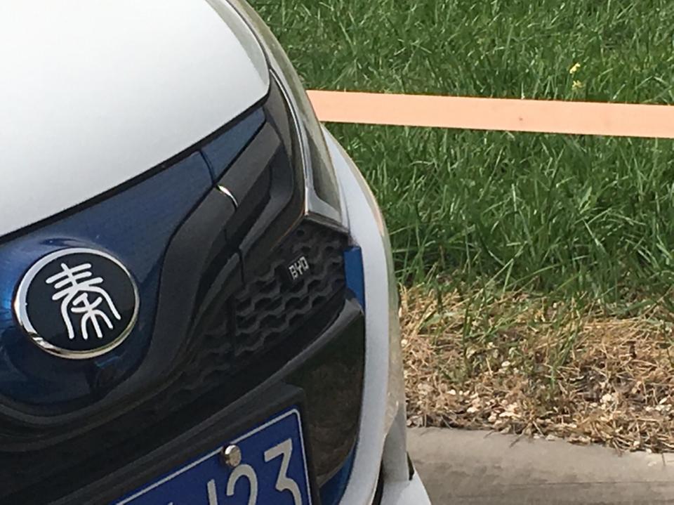 桑塔纳-这样看这个车是什么牌子？