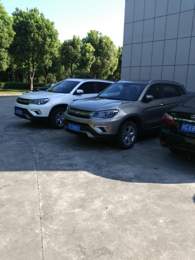 长安cs75-哪款75的颜色好看????