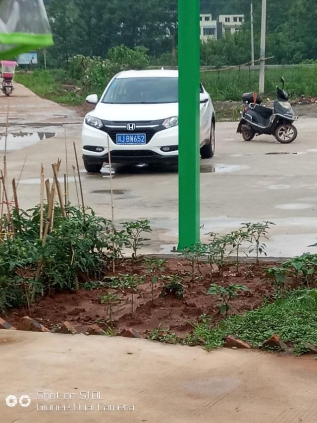 缤智-大家看看这是什么车 
 2018年05月21日11:48:02
