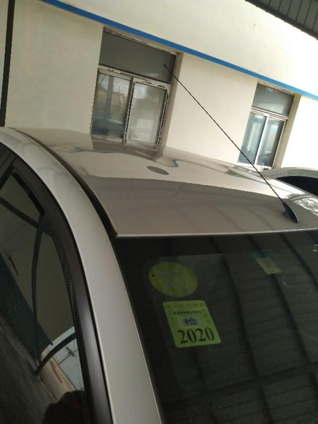 14款的威驰天线特别难看，自己可以更换吗，多少钱？