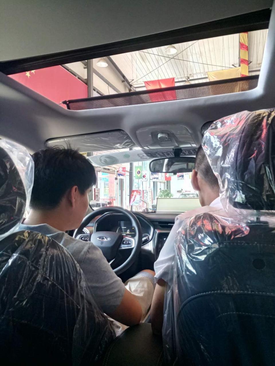 艾瑞泽5-奇瑞瑞虎8，试驾车能买么！