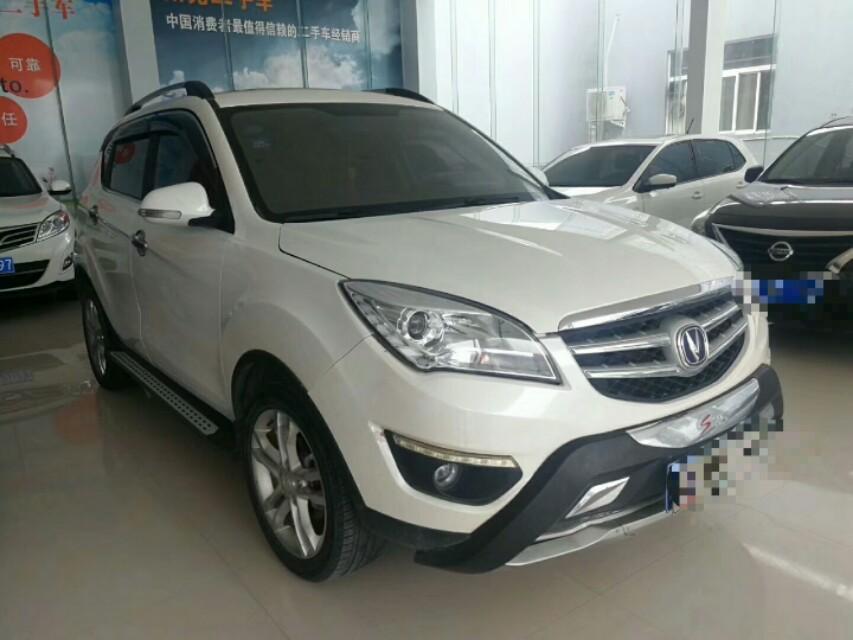 长安cs35-长安35还是挺不错的小型suv，是不是马上出二代了