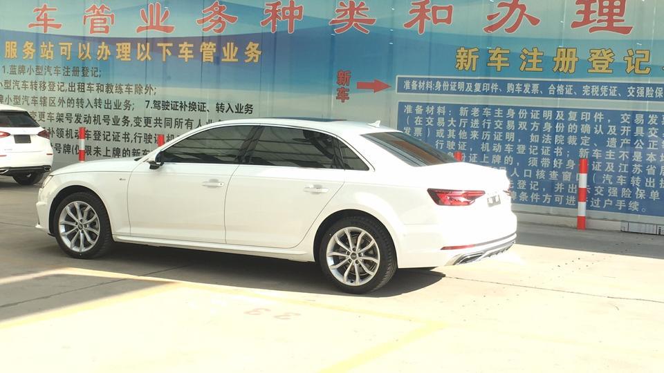 奥迪a4l-19款时尚，提车一个多月，目前行驶1500公里…冷车启动倒车打方向盘的时候，前轮转动时有特别大的橡胶摩擦，拉扯的声音，声音大的吓人……这是咋回事，跪求一解