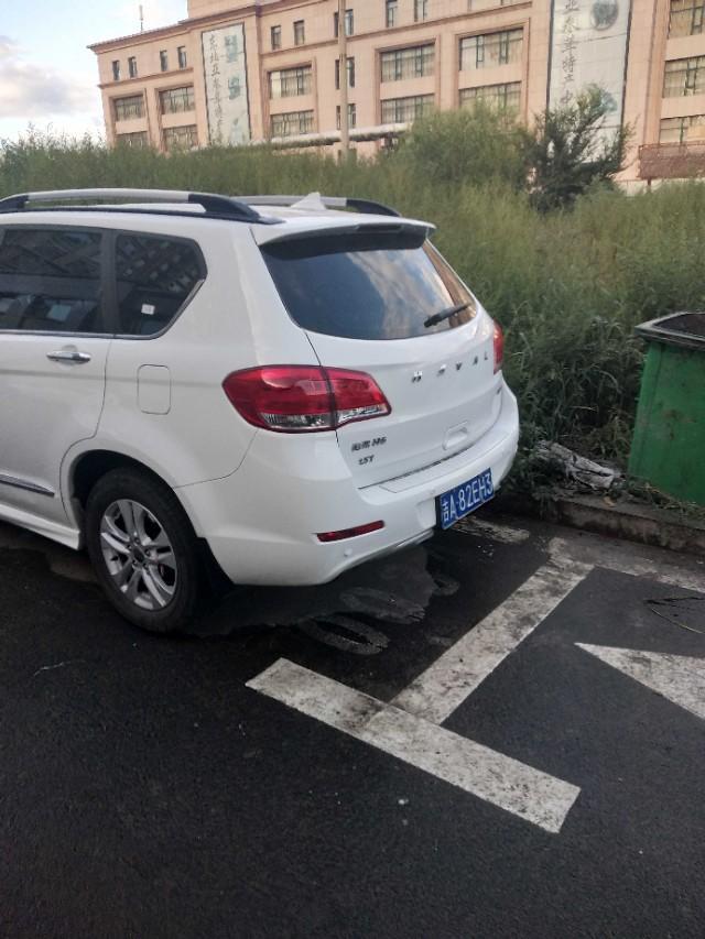 购买哈弗H6，是白色的好看，还是黑色的好看呢？
