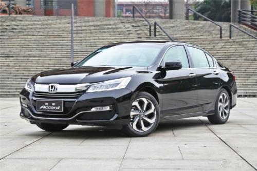 雅阁 OR   crv 哪个有档次?