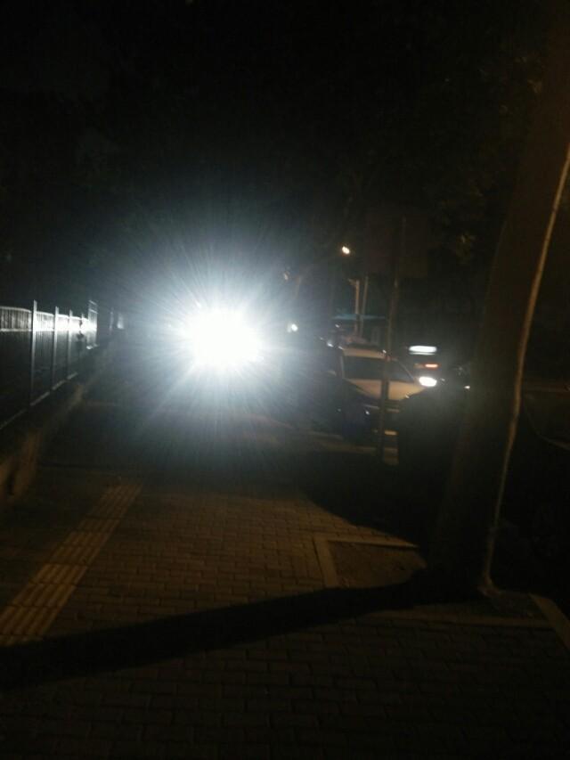 帕萨特-夜间行车如何正确使用灯光？
